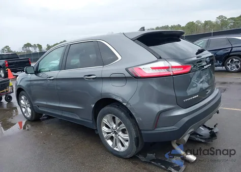 2024 Ford Edge Titanium z USA, uszkodzony, nr VIN 2FMPK4K93RBA36820